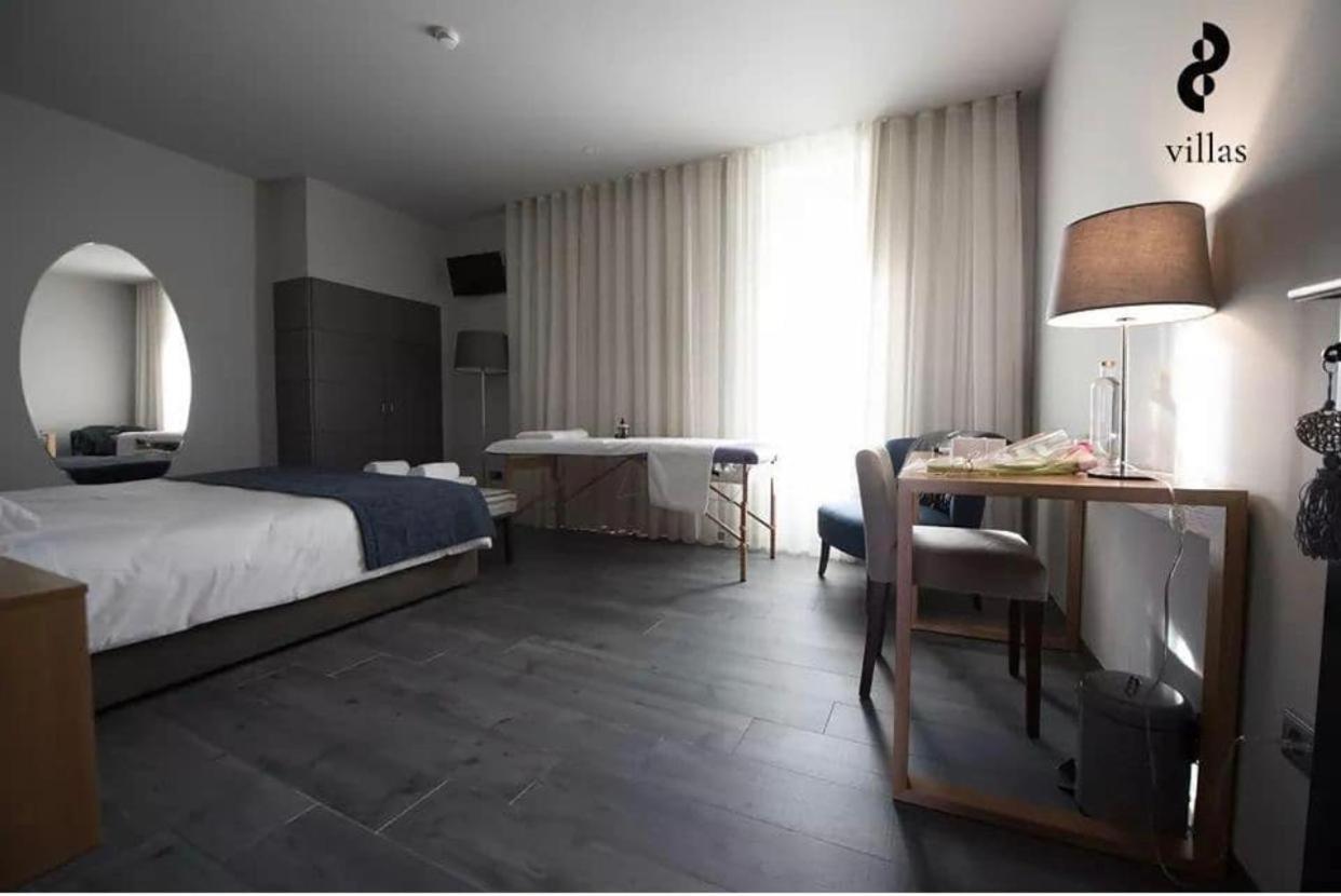 8 Villas Hotel Santo Tirso Esterno foto