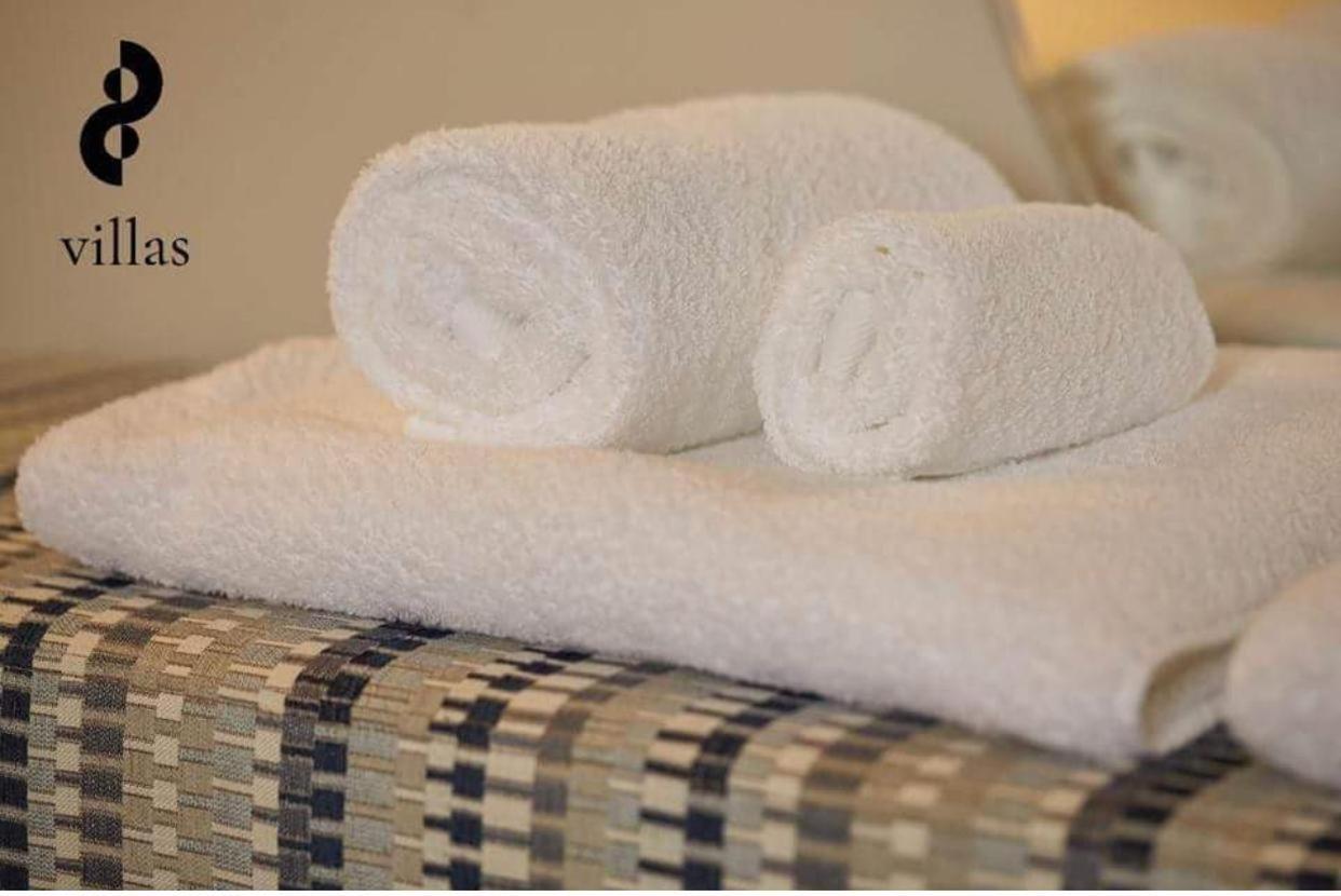 8 Villas Hotel Santo Tirso Esterno foto