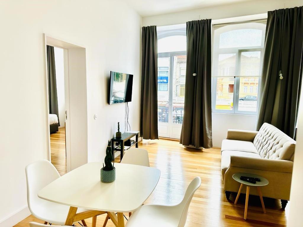 8 Villas Hotel Santo Tirso Esterno foto